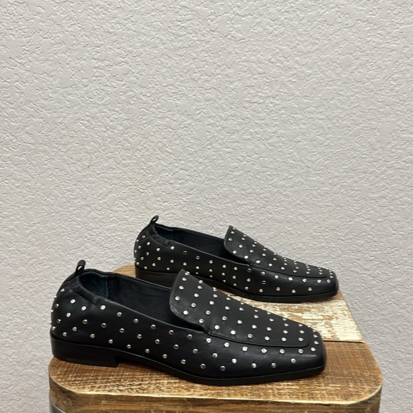 Dolce Vita Beny Stud Black Leather Loafers Size 7.5 - Picture 4 of 9